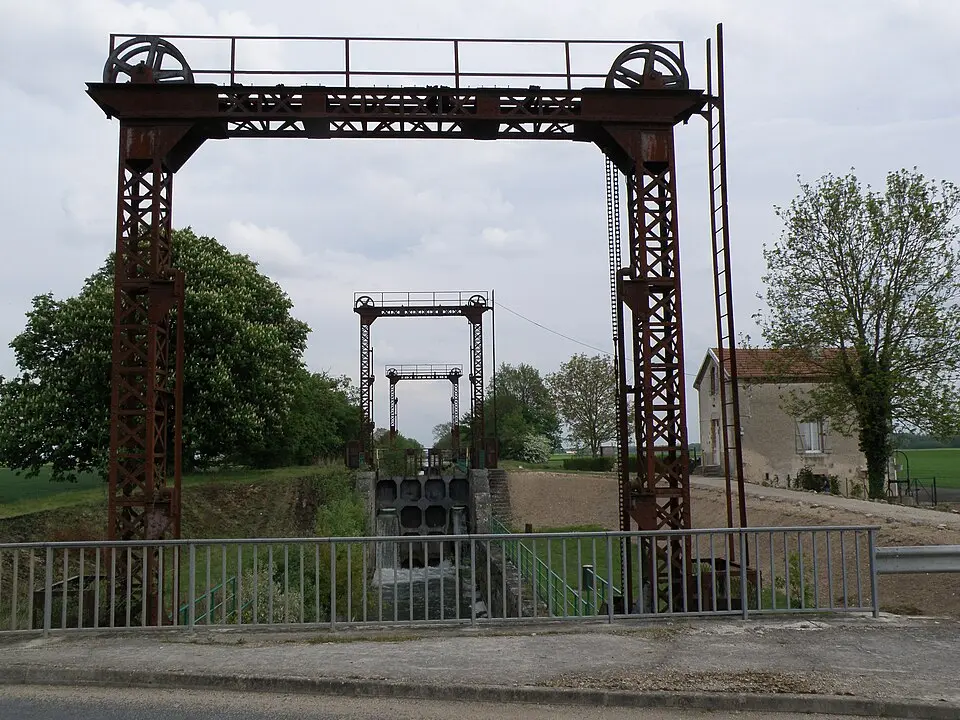 Saint-Just-Sauvage