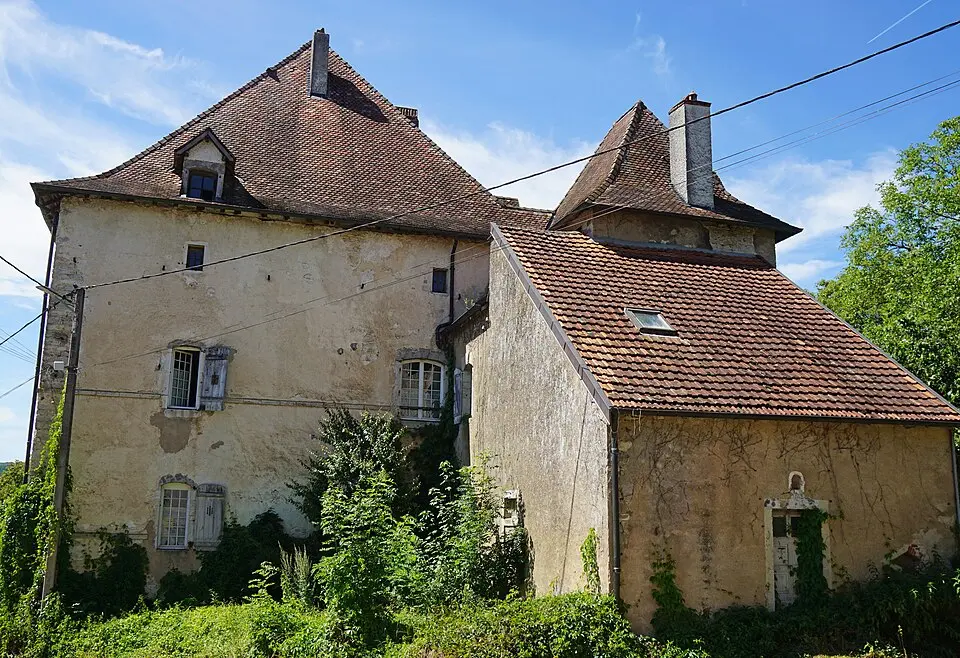 Immagine: A.BourgeoisP · CC BY-SA 4.0 château de Pont-sur-l'Ognon