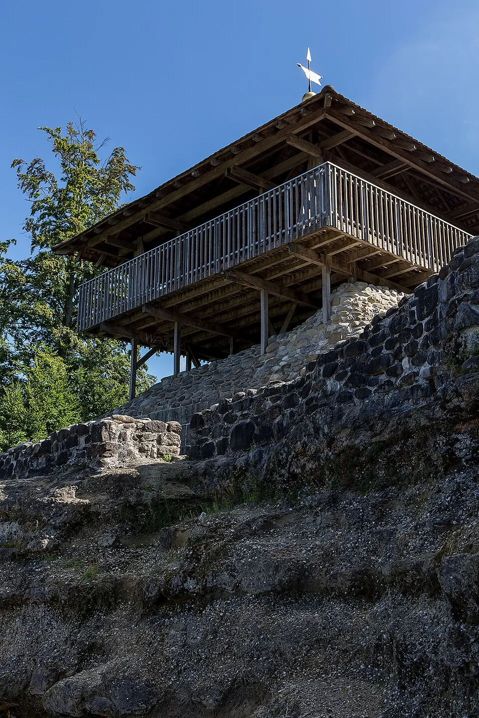 Mittelalterliche Burgruine Äussere Burg