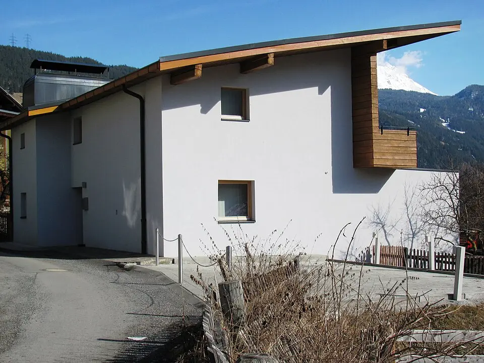 Immagine: Emolenz · CC BY 3.0 Einfamilienhaus