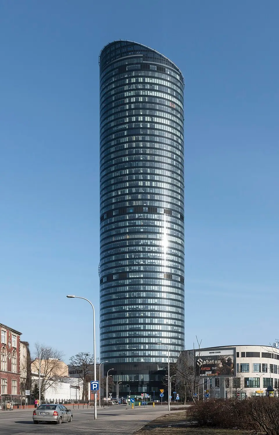 Immagine: Jacek Halicki · CC BY-SA 4.0 Sky Tower (Breslavia)