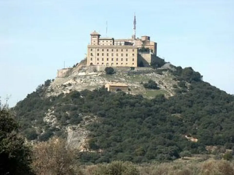 Santuario de Nuestra Señora de El Pueyo