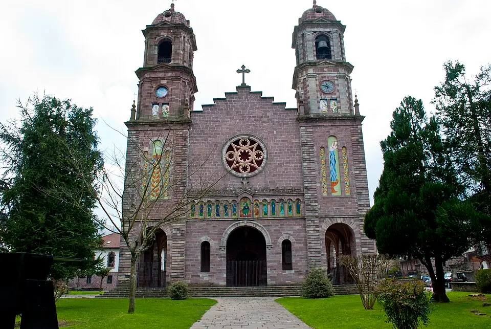 iglesia de Santiago Apóstol, Elizondo