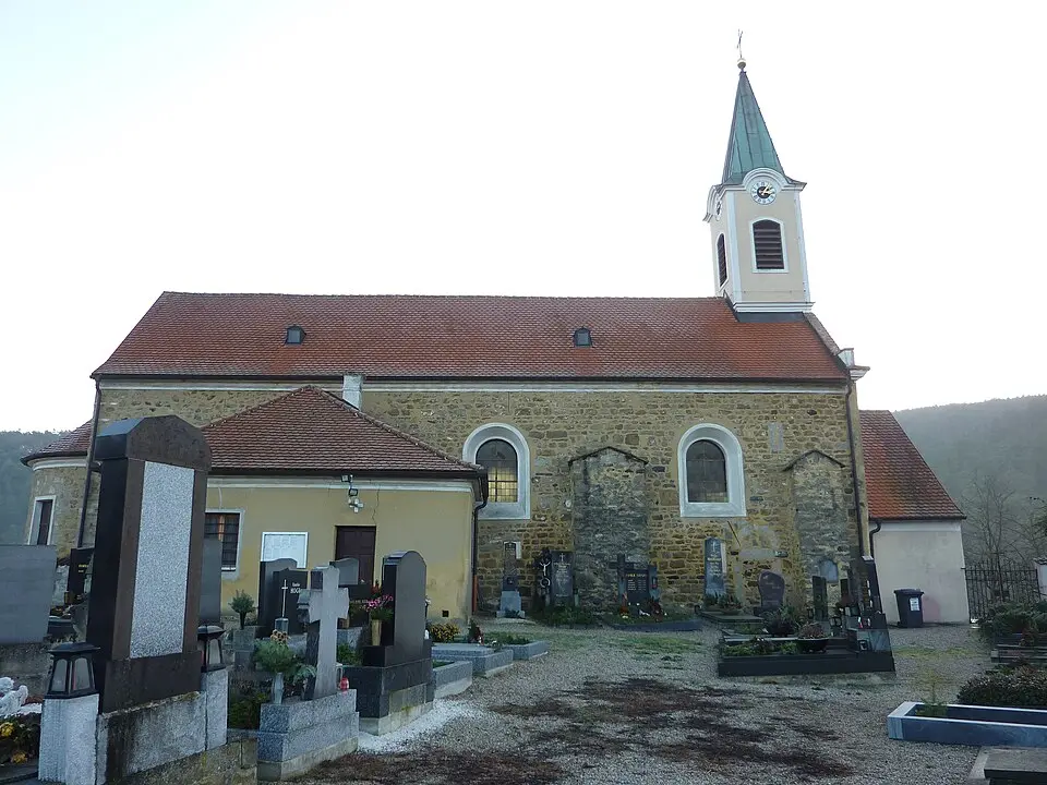 Bild: BSonne · CC BY-SA 3.0 Pfarrkirche Elsarn im Straßertal