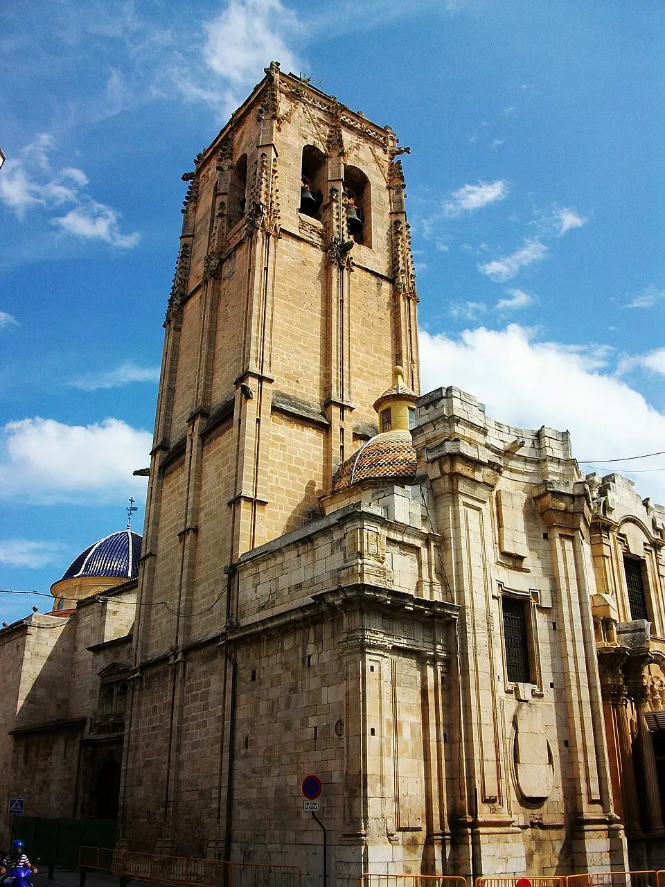 Bild: Joanbanjo · CC BY-SA 3.0 Iglesia de las Santas Justa y Rufina (Orihuela)