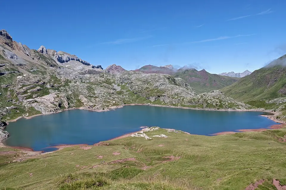 Ibón de Estanés