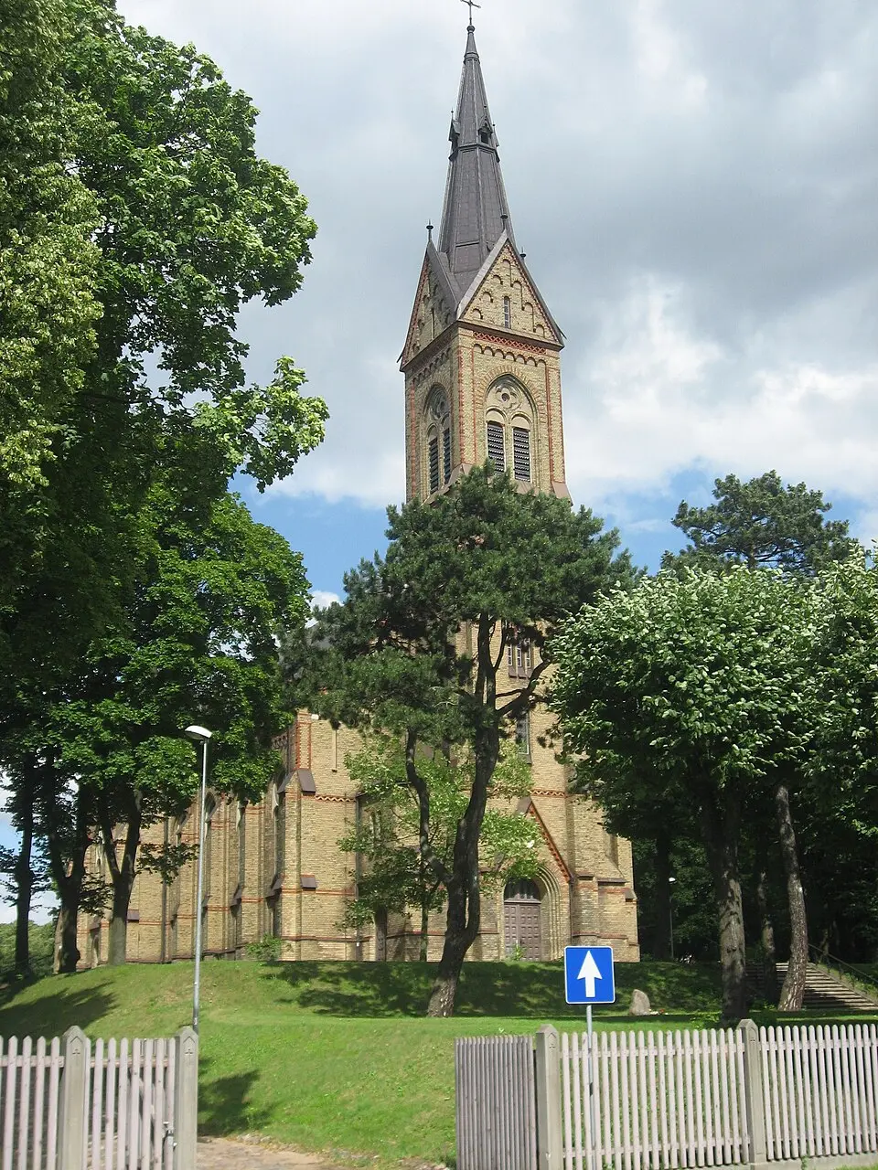 Bild: Dezidor · CC BY-SA 2.5 Thorensberger Kirche