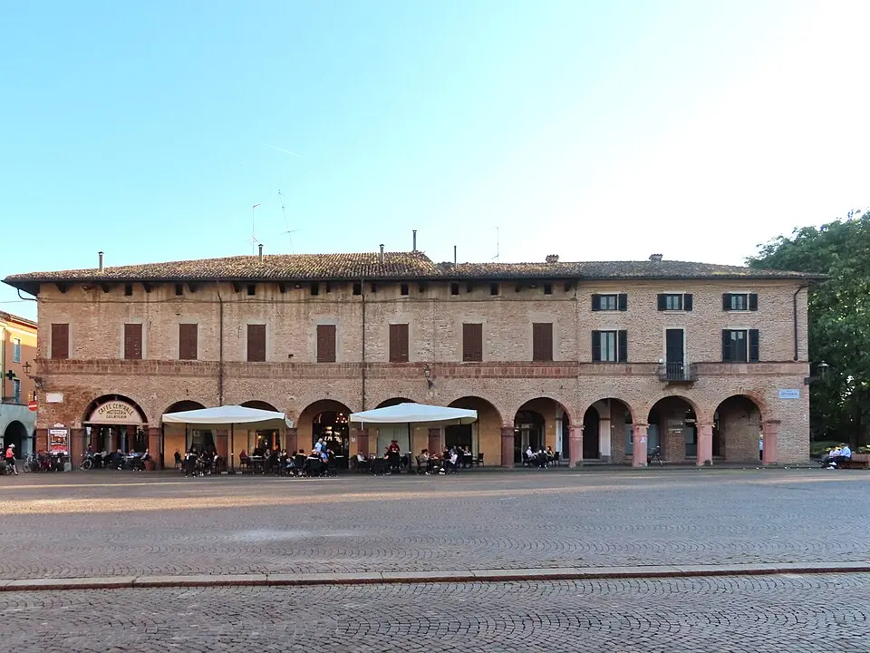 palazzo podestarile