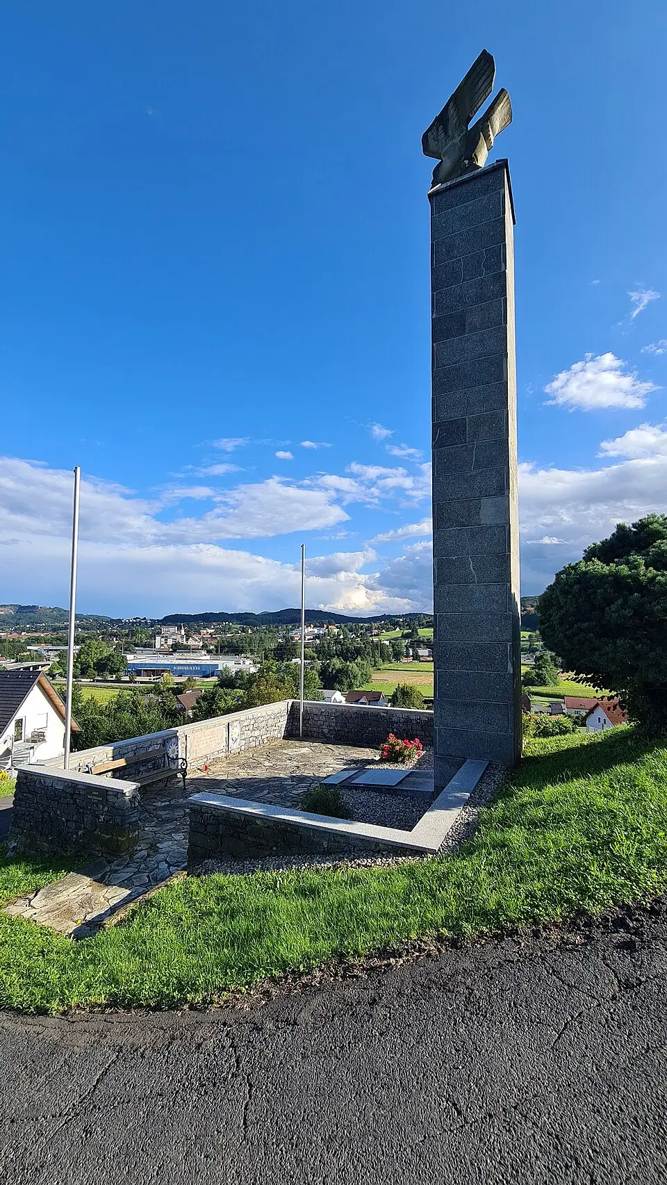 Fallschirmjägerdenkmal