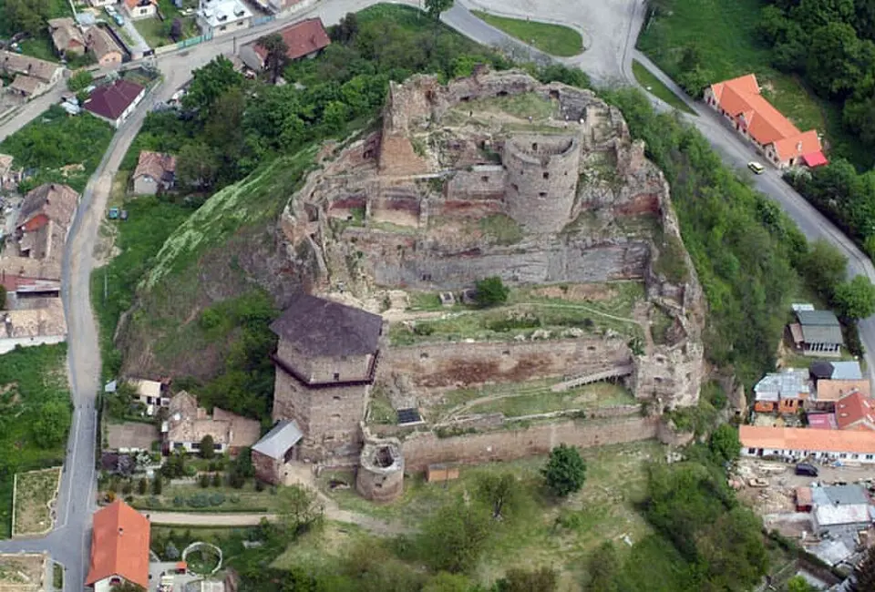 Bild: Civertan · CC BY-SA 3.0 Burg Fiľakovo