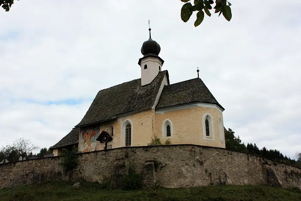 Filialkirche Treffling