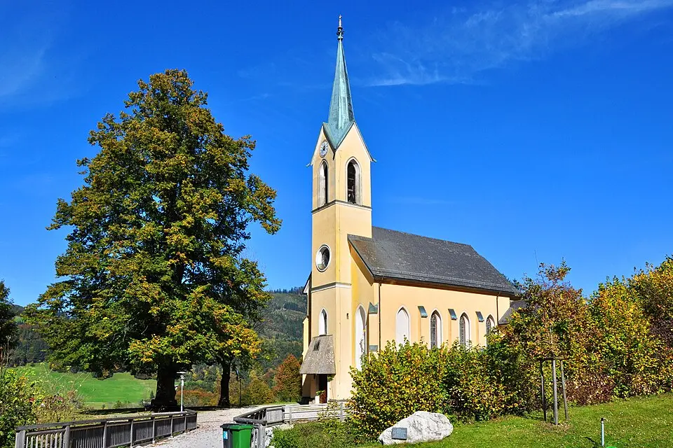 Immagine: User:Triq · CC BY-SA 3.0 Filialkirche Guggenthal