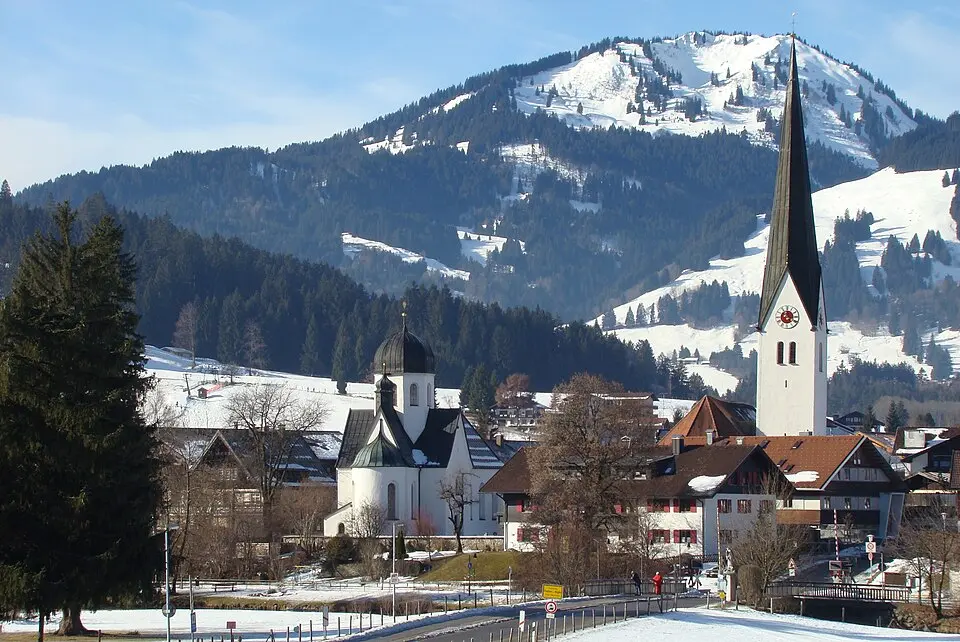 Bild: Hajotthu 14:09, 2. Feb. 2009 (CET) · CC BY-SA 3.0 Fischen im Allgäu