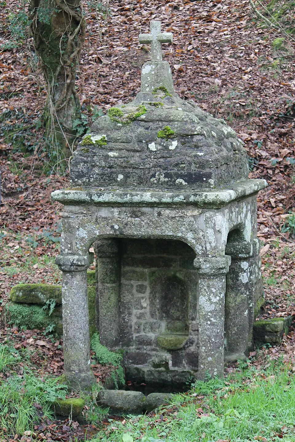 fontaine de Bréhardec