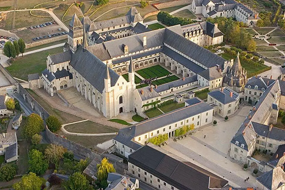 Bild: Pierre Mairé, PixAile.com · CC BY 2.5 Abtei Fontevraud