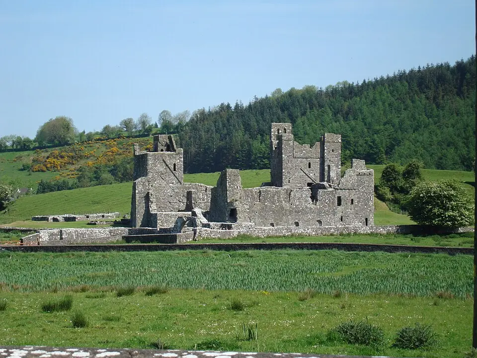 Bild: JohnArmagh · Public domain Kloster Fore